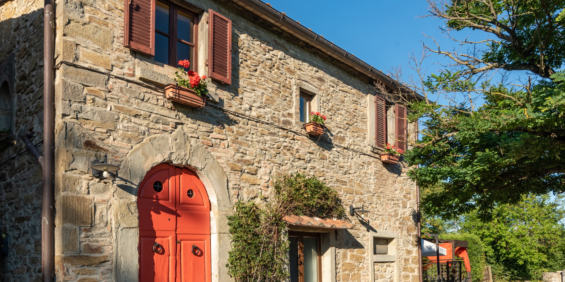 Volterrae Apartment seen from the outside, Monastero San Silvestro